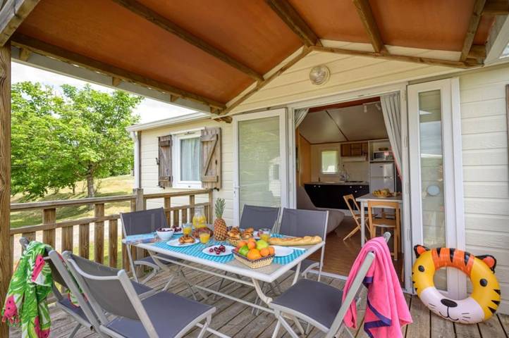 Gîte pour 6 personnes, avec sauna ainsi que jacuzzi et bassin pour enfant à Cordelle - 4