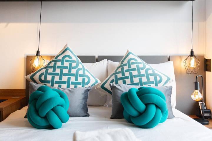 Casas e apartamentos de temporada para 2 pessoas, com jardim e piscina em Campo Belo