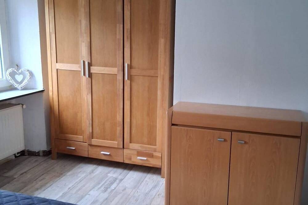 Ganze Wohnung, Ferienwohnung Kyllburg - 2-Bett-Ferienwohnung Dusche/Wc, für 1-3 Personen in Kyllburg, Eifelkreis Bitburg-Prüm