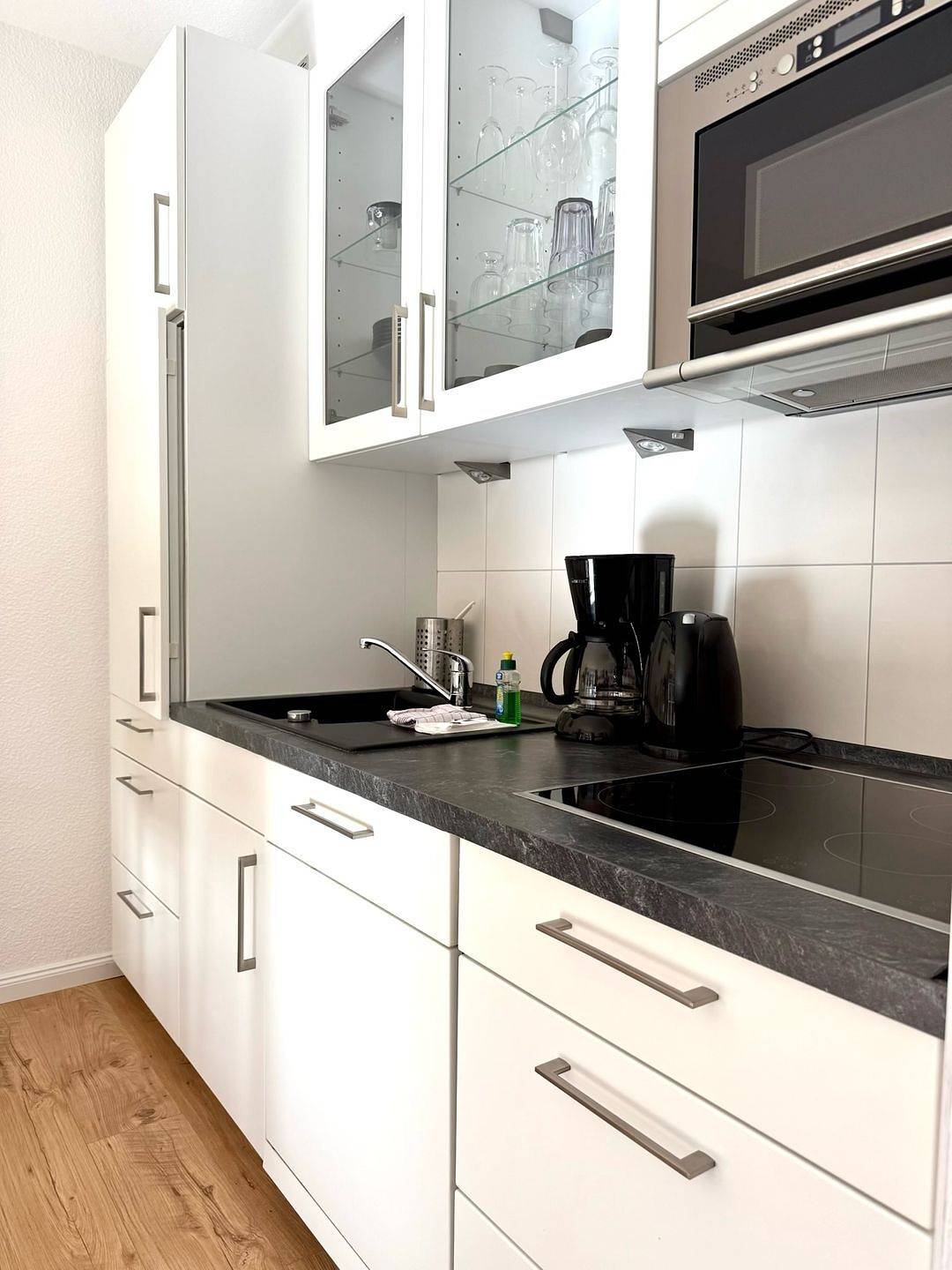 Ganze Wohnung, Haus Südspitze 18 Ferienwohnung Sand & Seele mit Terrasse nahe Strand 100 m in Wittdün, Amrum