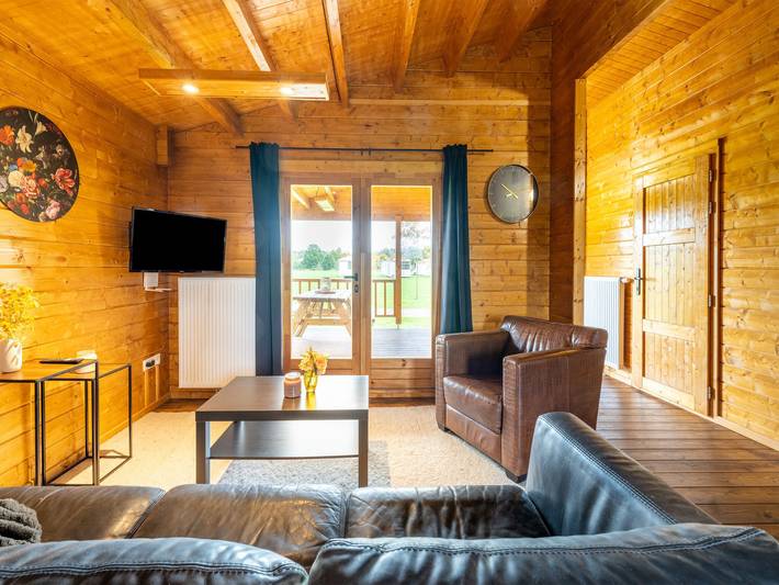 Chalet für 6 Personen, mit Terrasse und Pool, kinderfreundlich - 1