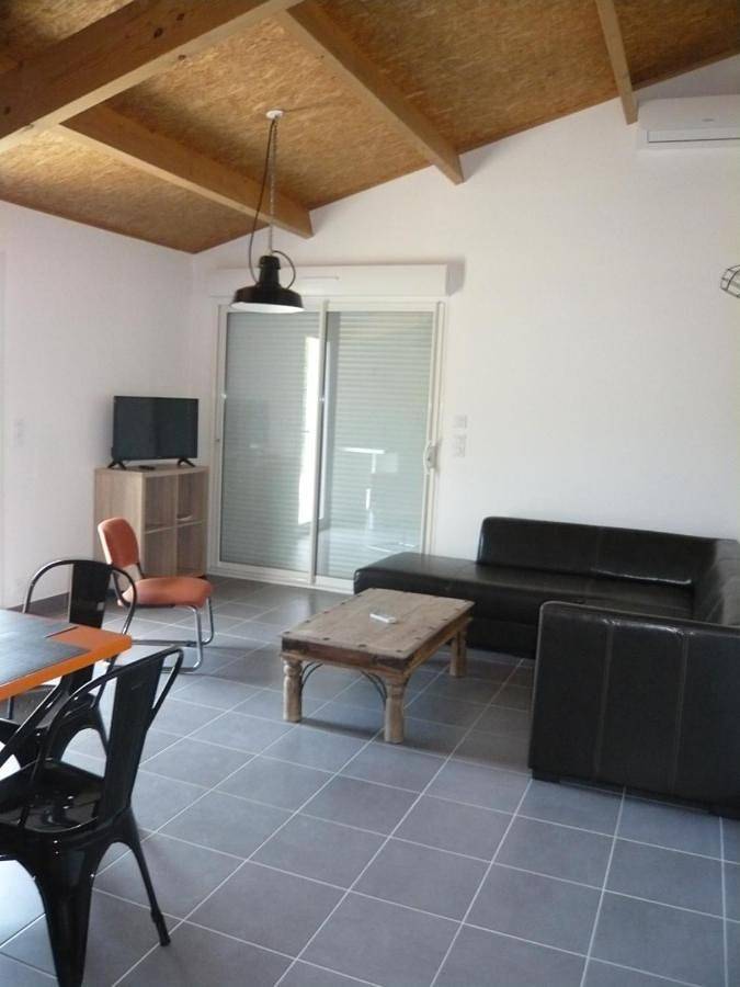 Location de vacances pour 3 personnes, avec jardin et vue à Médis - 4