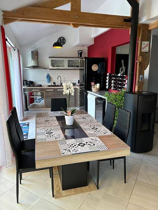 Appartement de vacances pour 4 personnes, avec jacuzzi et jardin