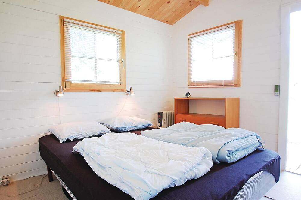 Amazing home in Svendborg with kitchen in Stenodden, Tåsinge