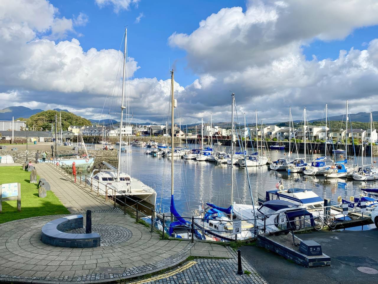Entire apartment, Harbour Station View in Porthmadog, Snowdonia