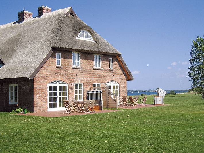 Ferienwohnung für 4 Personen, mit Terrasse und Garten in West Rügen