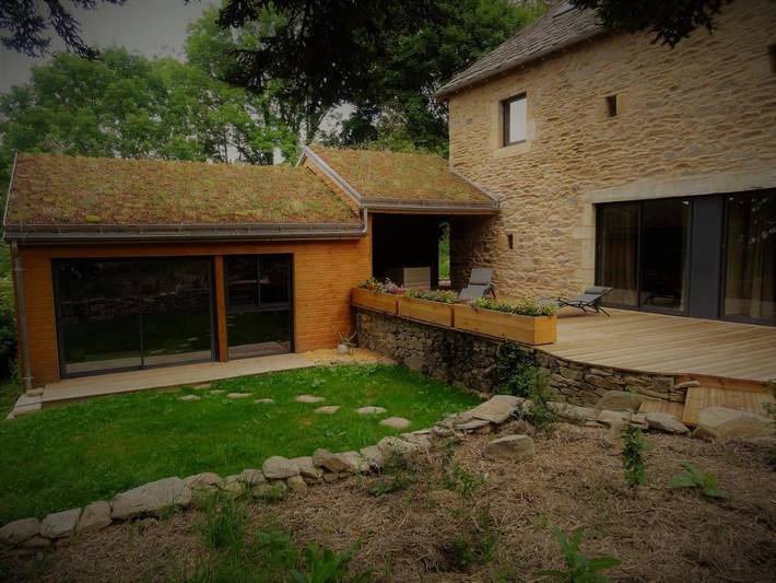 Location de vacances pour 8 personnes, avec jacuzzi et jardin à Saint-Germain-du-Teil - 2