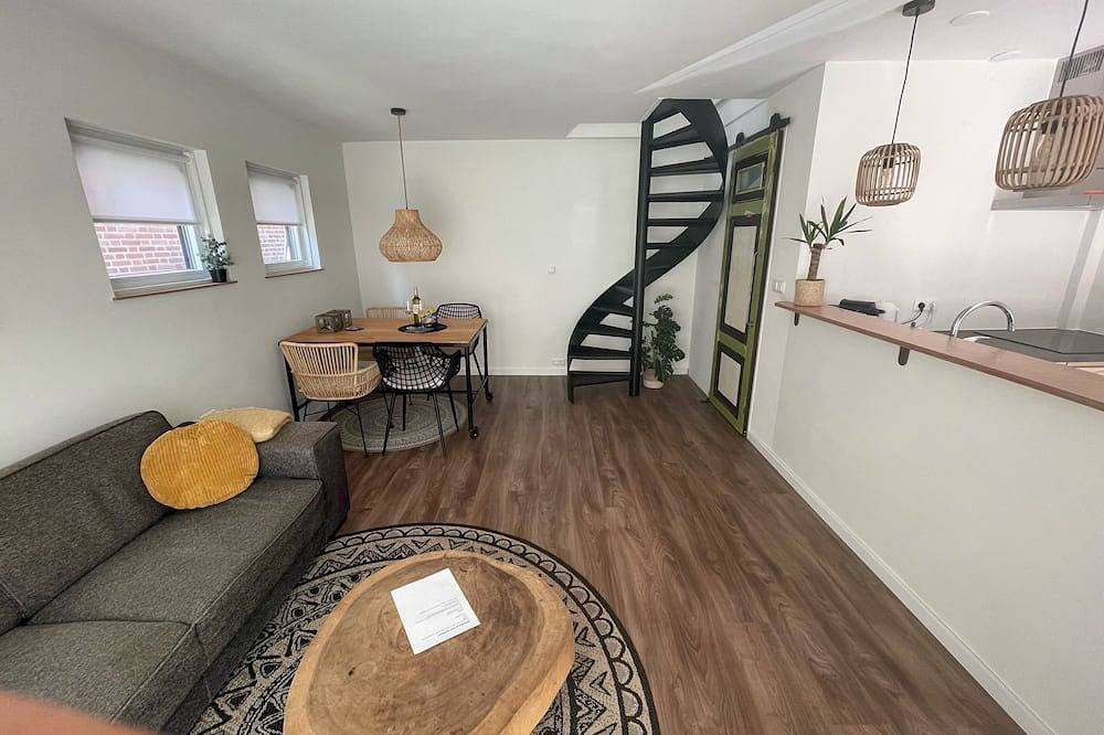 'Het Melkhuis', the tiny house that makes you happy😀 in Katwijk, Niederländische Nordsee