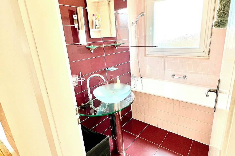 Apartamento entero, Ap. 2,5 Lakeview fantástica ap, tranquilo, muy ligero., Residencia, Clarens-Montreux in Clarens (Genève), Montreux