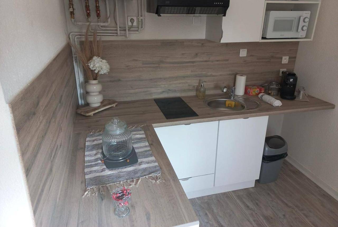 Appartement entier, La parenthèse dorée Studio à saint bel in Sain-Bel, Lyon et ses environs
