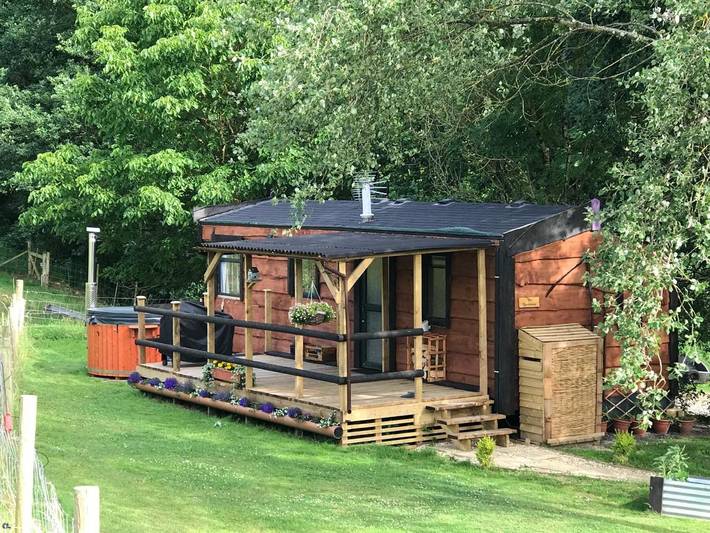 Bed and breakfast for 2 people, with Hot tub and Garden as well as View in Somerset
