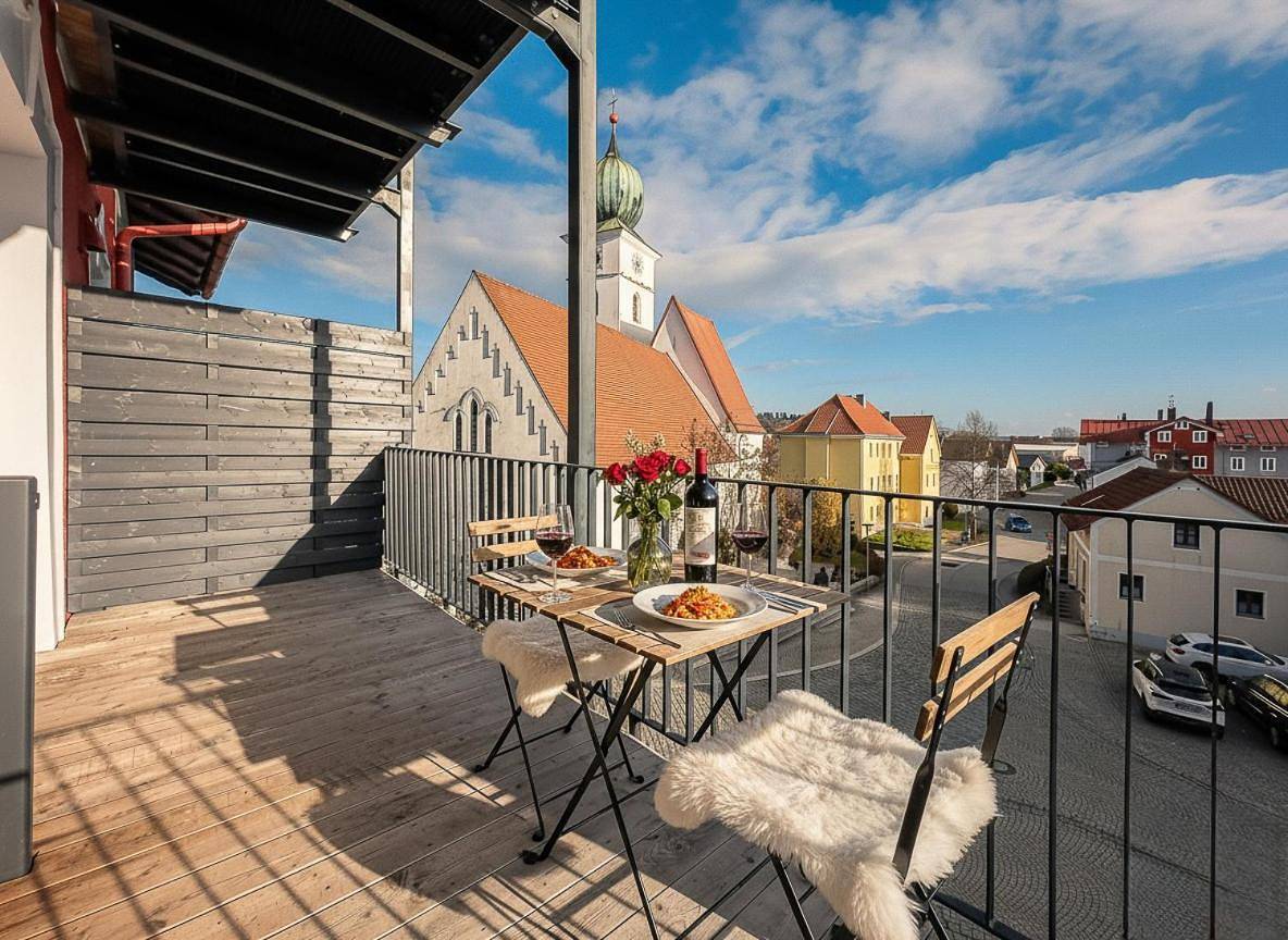 Ganze Wohnung, Loft mit Küche I Self Check-in I Parkplatz I Wifi I Crest Housing in Passau, Passauer Land