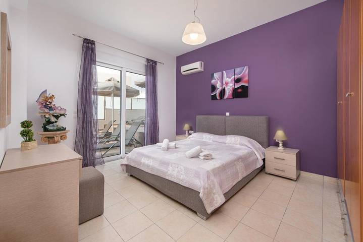 Ferienwohnung für 6 Personen, mit Pool und Terrasse sowie Ausblick in Afantou - 2