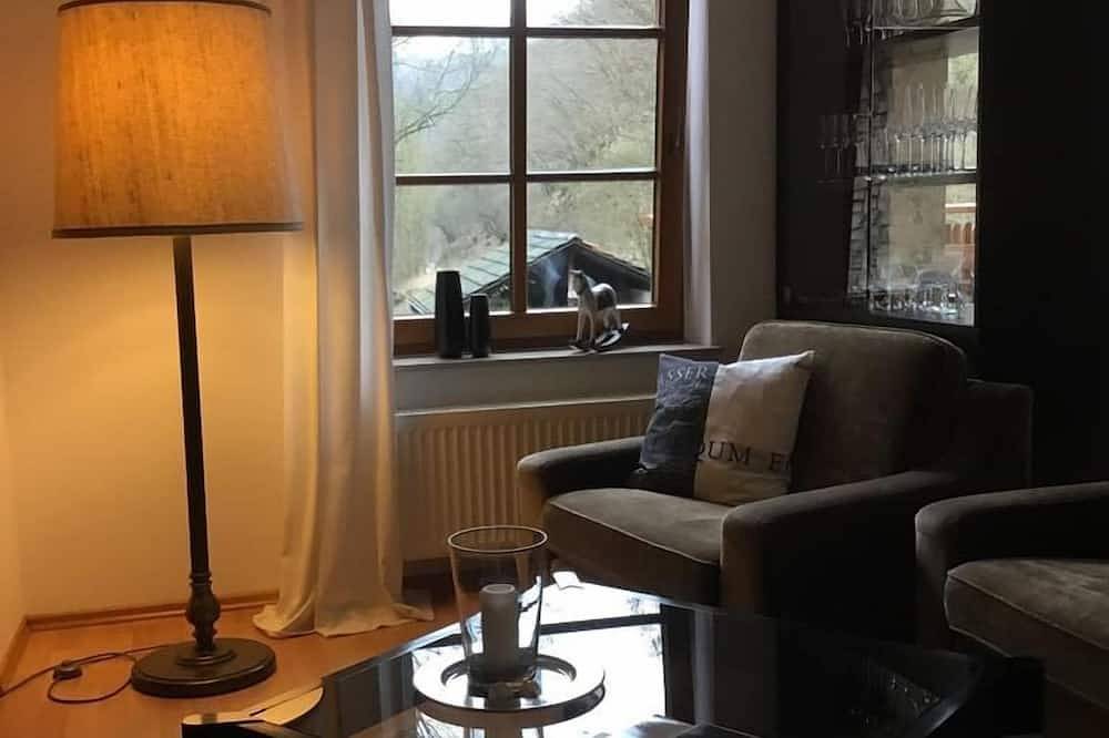 Ganze Wohnung, 4-Bett-Ferienwohnung Hochsitz - Komfort-Ferienwohnungen Walkmühle in Burg Eltz, Münstermaifeld