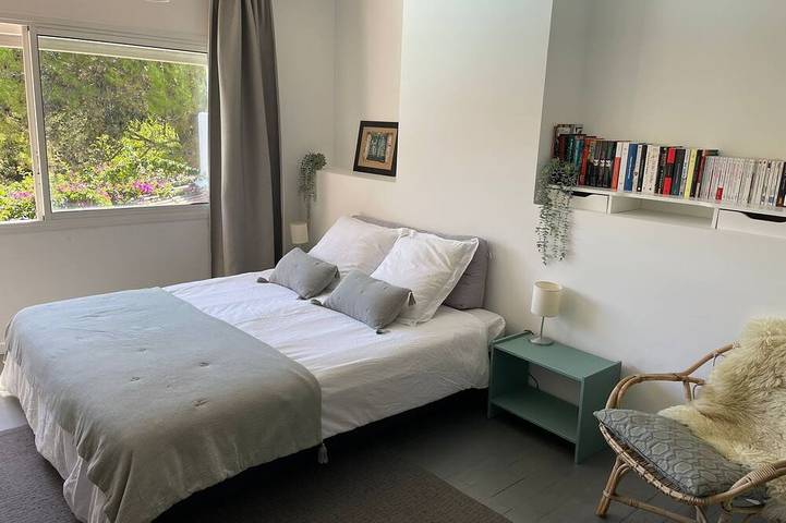 Location de vacances pour 10 personnes, avec jacuzzi ainsi que sauna et jardin à Saint-Clément-de-Rivière - 2