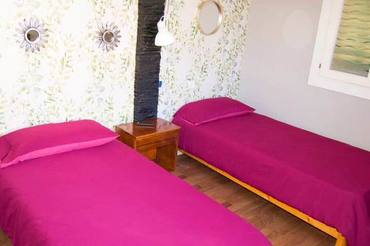 Ferienwohnung für 4 Personen, mit Terrasse und Garten in Font de sa Cala - 3