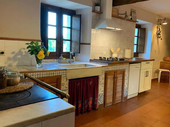 Apartamento de vacaciones para 6 personas, con terraza además de vistas y jardín en Montañas de Burgos - 3