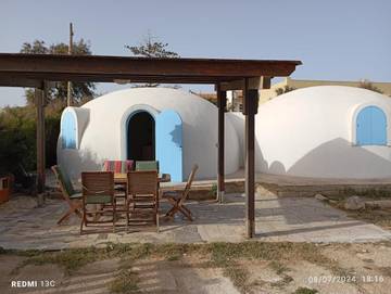 Camping für 3 Personen, mit Terrasse und Garten sowie Ausblick auf Sizilien