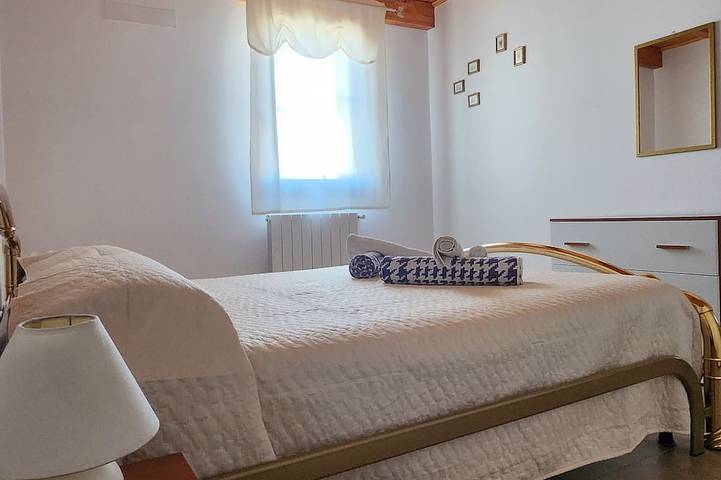 Gîte pour 4 personnes, avec balcon à Cabras - 4