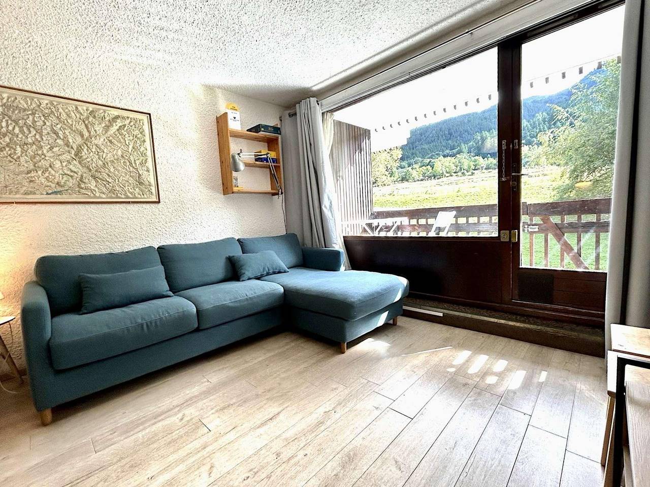 Entire studio, Résidence le Galibier - Studio sleeping corner 4 people (04) in La Salle-les-Alpes, Serre Chevalier