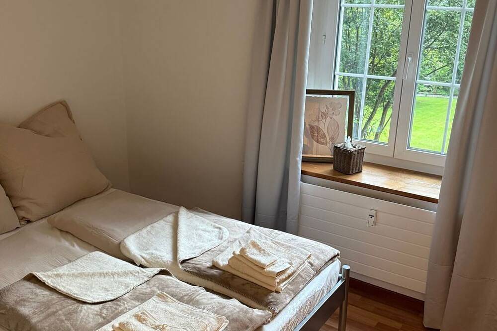 Ganze Wohnung, Historisches Anwesen - zeitloser Charme und moderner Luxus in Ennenda, Glarus Süd