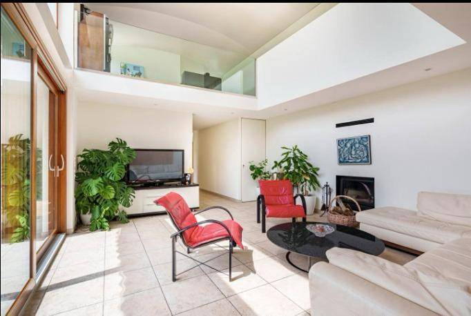 Location de vacances pour 7 personnes, avec terrasse et vue à Belmont-sur-Lausanne - 2