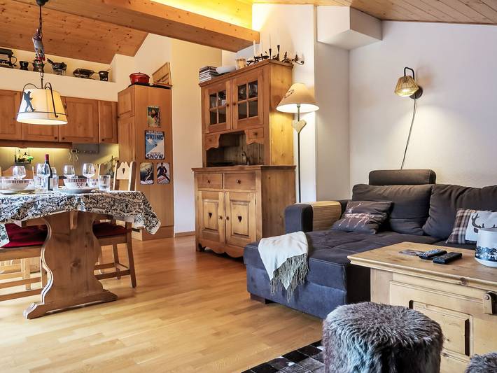 Ferienwohnung für 6 Personen, mit Ausblick und Balkon sowie Garten und Sauna in Ormont-Dessus (Les Diablerets)