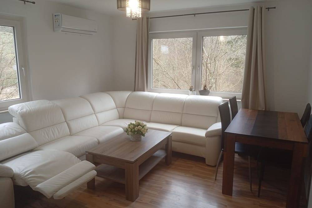 Ganze Wohnung, 3 Zimmer Wohnung Erdgeschoss in Marienheide, Oberbergischer Kreis
