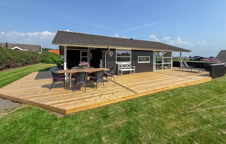 Feriehus for 6 personer, med jacuzzi og terrasse såvel som have og sauna - 1