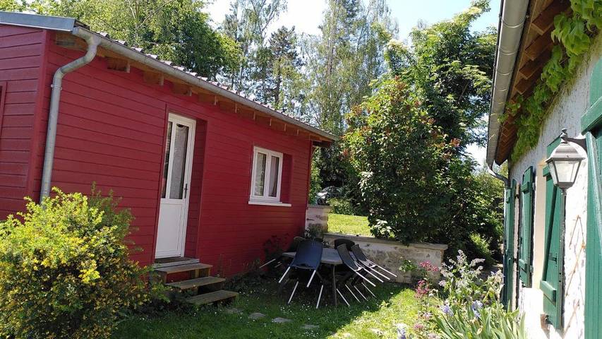 Gîte pour 2 personnes, avec terrasse à Heubécourt-Haricourt
