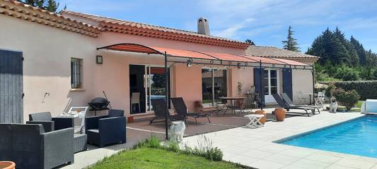 Chambre d’hôte pour 2 personnes, avec jardin et piscine à Saumane-de-Vaucluse
