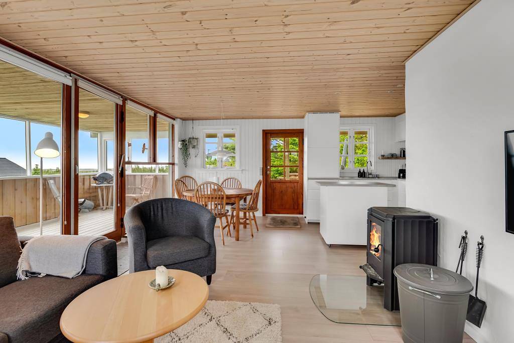 Bright and cozy holiday home with panoramic views over Nissum Fjord in Ulfborg, Nissumfjorden