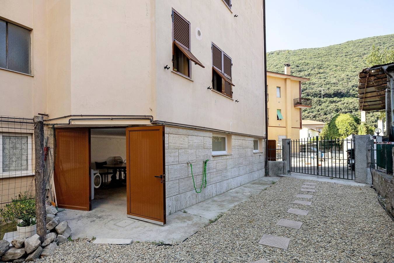 Entire apartment, Apartment 'Il Borgo Incantato con garage' with Wi-Fi and Air Conditioning in Finale Ligure, Finale Ligure Municipality