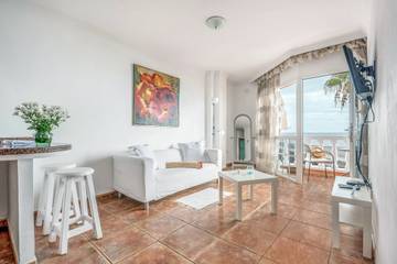 Apartment for 2 People in Guía de Isora, South Tenerife, Photo 2