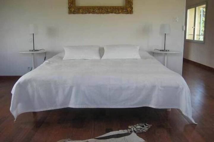 Gîte pour 17 personnes, avec jardin à Saint-Siffret - 4