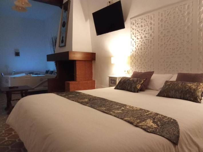 Casa rural para 3 personas, con terraza y vistas, Se admiten mascotas en Baños de la Encina - 3