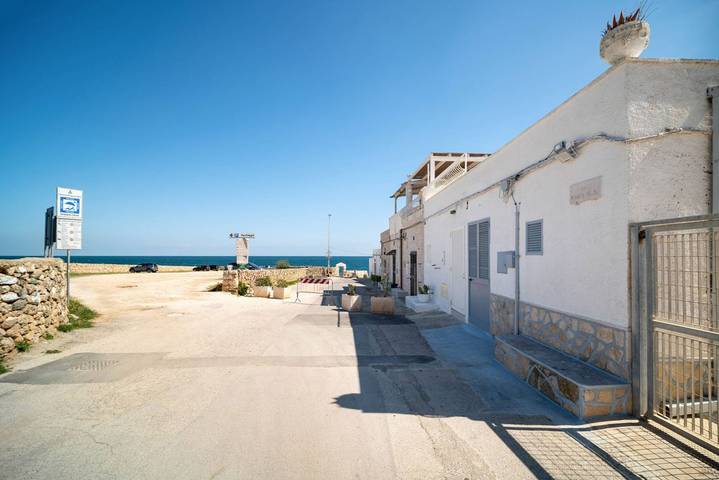 Maison d’hôte pour 3 personnes, avec Balcon/Terrasse et Piscine à Polignano a Mare - 3