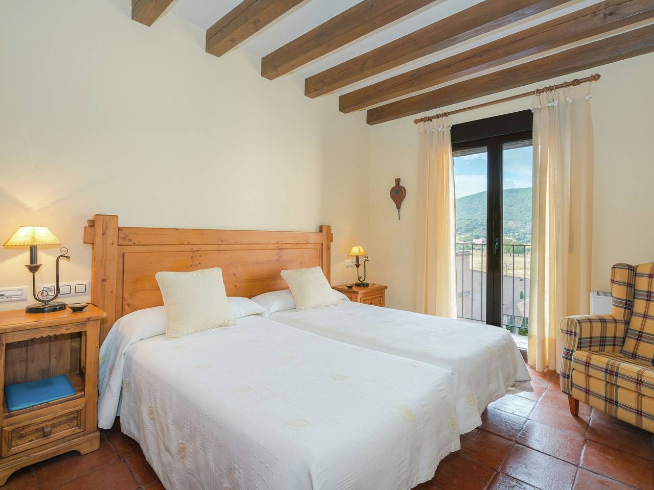 Cottage in Navas de Estena with Pool & Jacuzzi in Navas de Estena, Ciudad Real Provinz