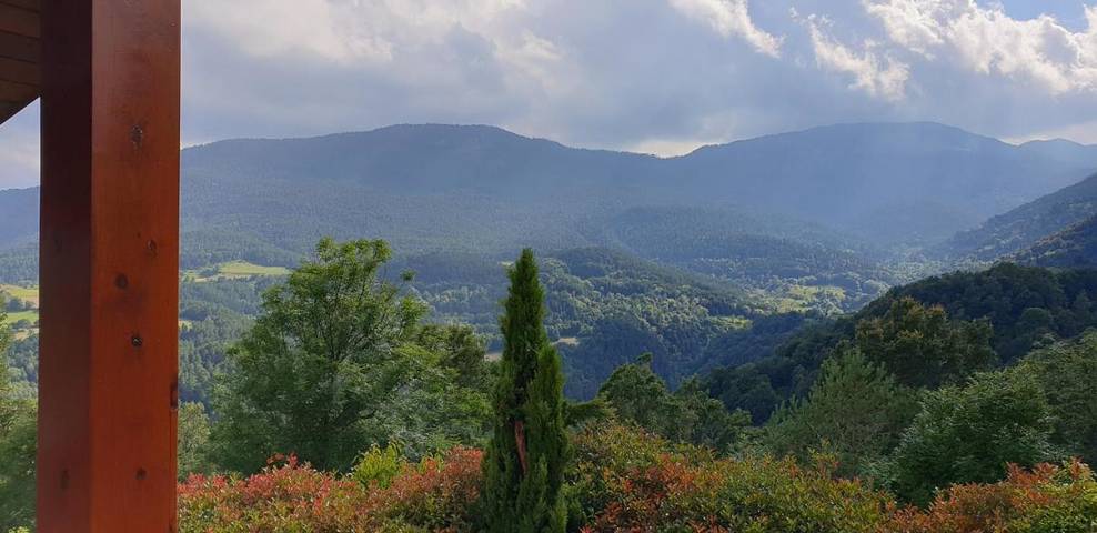 Casa rural para 16 personas, con jardín en Campellas - 3