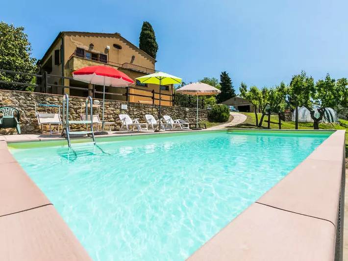 Agriturismo voor 9 personen, met tuin en zwembad in Volterra
