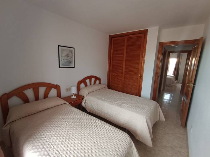 Ganze Wohnung, Ferienwohnung für 5 Personen mit Kinderpool in La Manga del Mar Menor, Cartagena