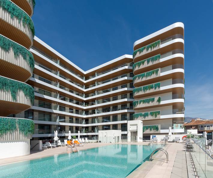 Geheel appartement, Jade Tower | 2-Bedroom Coastal Luxury Apartment in Fuengirola in Playa del Castillo (Fuengirola), Fuengirola