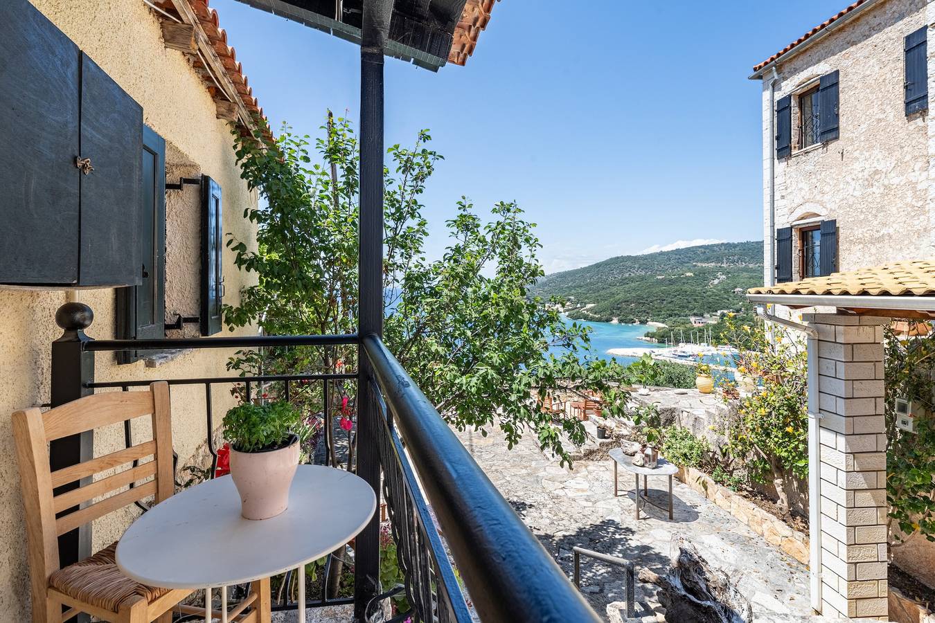 Ferienhaus 'Old Manor Cottage House 4' mit Meerblick, Wi-Fi und Klimaanlage in Syvota, Thesprotia und Umgebung