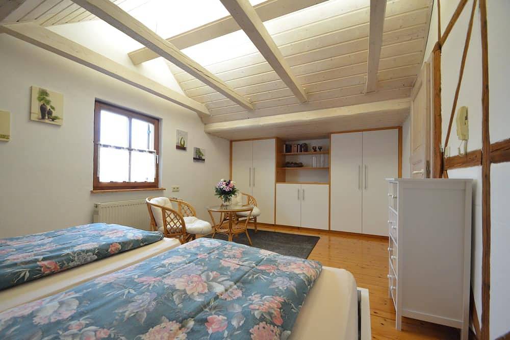 Ganze Wohnung, Ferienwohnung (70qm) mit Garten und Holzpavillon in Beilngries, Altmühltal