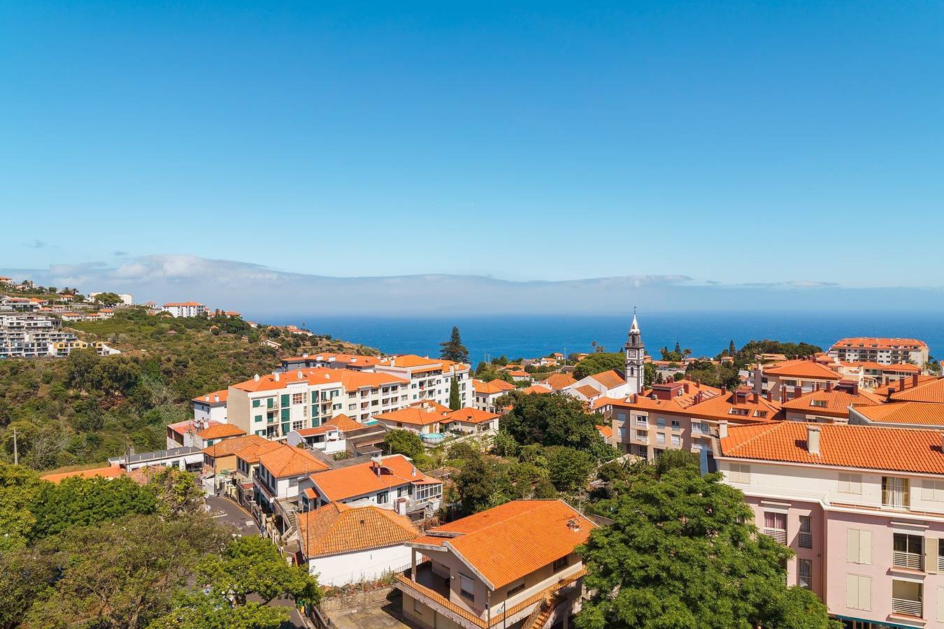 Ganze Wohnung, Ferienwohnung für 4 Personen mit Balkon in Caniço, Madeira