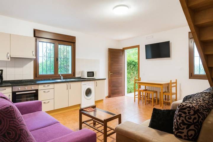 Casa rural para 7 personas, con Balcón y Terraza además de Jardín y Vistas en Poo de Llanes - 2