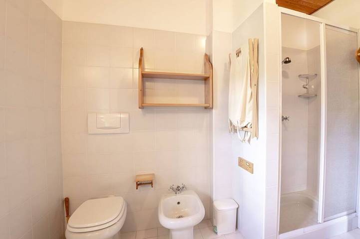 Bellissima villa indipendente per 7 persone con WIFI, TV e animali ammessi in Madesimo, Valtellina