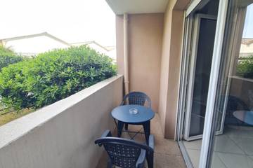 Appartement de vacances pour 2 personnes, avec balcon, adapté aux familles en Corse