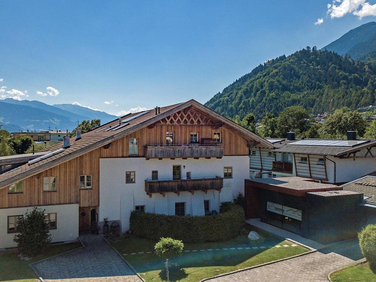 Ganze Ferienwohnung, Edelnest by Peak Stay - Apartment Dolomit in Stans, Bezirk Schwaz