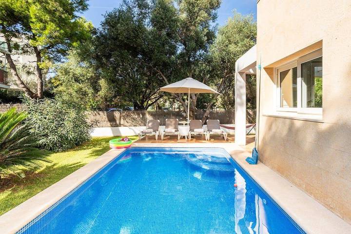 Maison de vacances pour 6 personnes, avec jardin et terrasse dans Cala Serena
